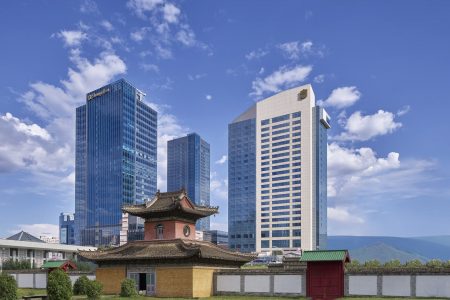 Shangri-La Hotel