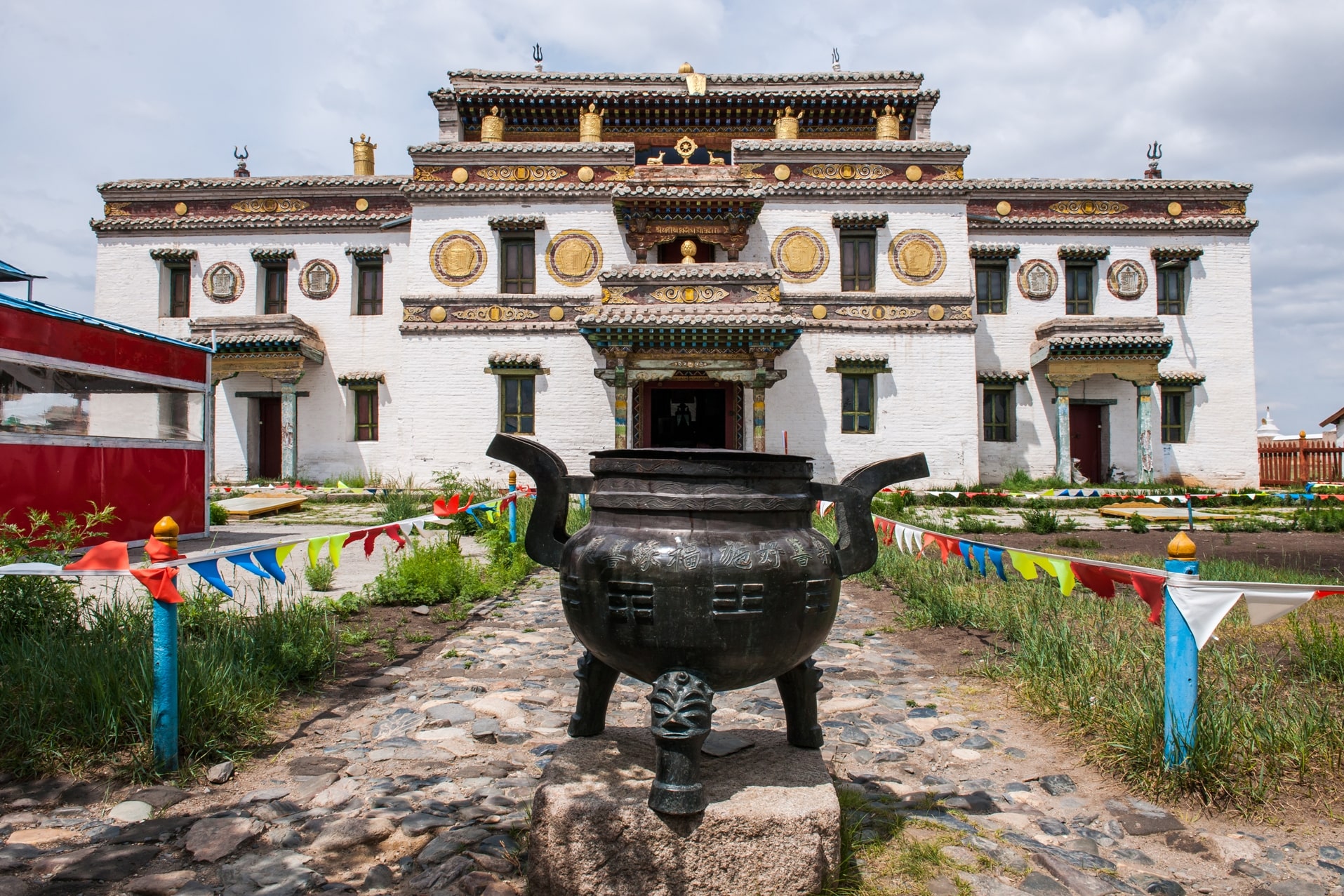 <span>Day 4</span> Ikh Khuraldai-Bayanadraga soum, Great Queen’s homeland, Hunnu dynasties memory, Dadal Soum 250km /Khentii Province/