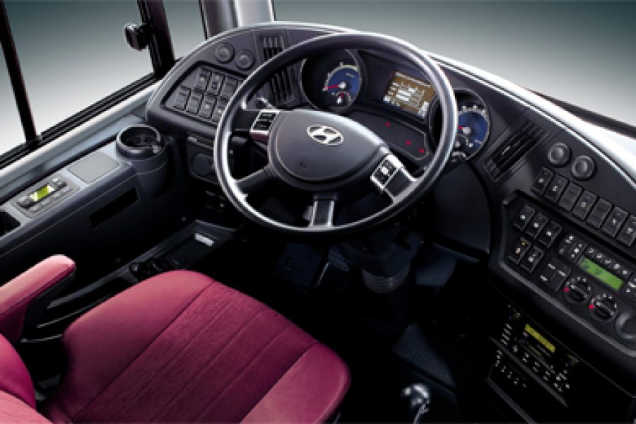 Hyundai Universe