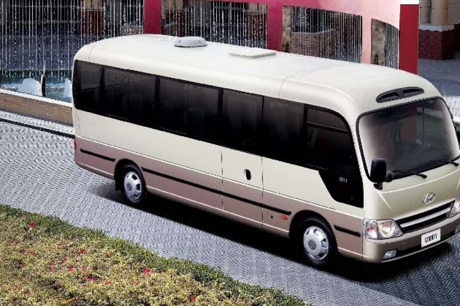 Hyundai Country Minibus